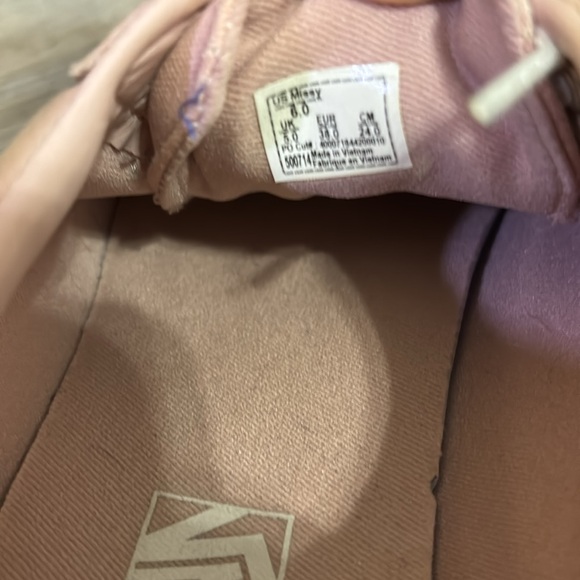 Pink Vans - Picture 3 of 3